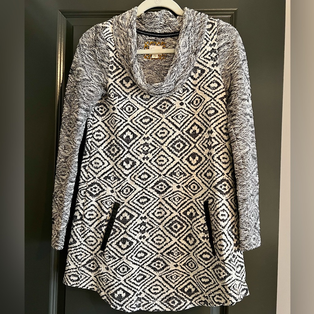 Anthropologie Tunic Sweater, Small